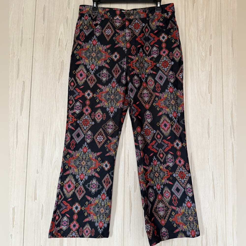 Zara Aztec Geometric Print Cropped Pant, Size Lar… - image 4